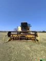 Colheitadeira New Holland TC 57 – Ano 1995 Revisada e Pronta para o Campo Imagem Colheitadeira New Holland TC 57 – Ano 1995 Revisada e Pronta para o Campo