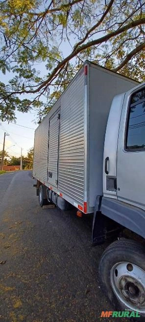 Imagem Caminhão Ford Cargo 815 com Baú Fachini – 2005 Imagem Caminhão Ford Cargo 815 com Baú Fachini – 2005