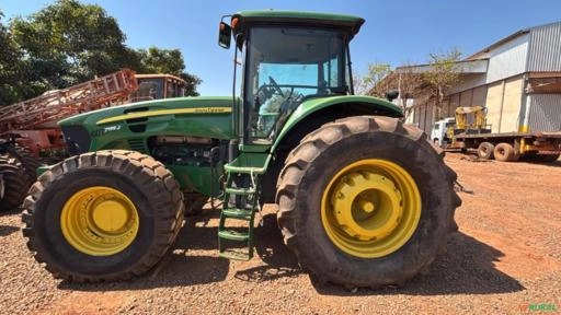 Trator John Deere 7195J - Ano 2015 Imagem Trator John Deere 7195J - Ano 2015