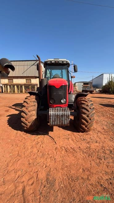 Imagem Trator Massey Ferguson 7415 Dyna-6 - Ano 2013 Imagem Trator Massey Ferguson 7415 Dyna-6 - Ano 2013