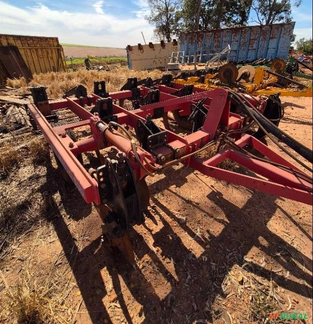 Subsolador Tatu 7 Hastes 2019 Imagem Subsolador Tatu 7 Hastes 2019