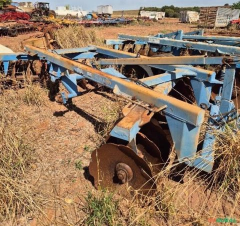 Grade Aradora Intermediária Tatu 20x28 Imagem Grade Aradora Intermediária Tatu 20x28