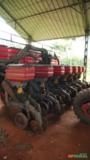 PLANTADEIRA MASSEY FERGUSON MF 513 (ANO 2014) Imagem PLANTADEIRA MASSEY FERGUSON MF 513 (ANO 2014)