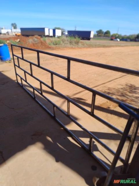 Imagem Porteiras de aço sob medida Imagem Porteiras de aço sob medida