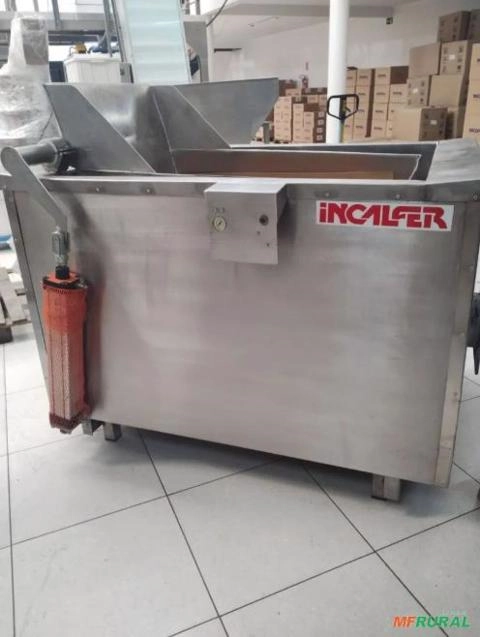 Linha de produção para chips Imagem Linha de produção para chips