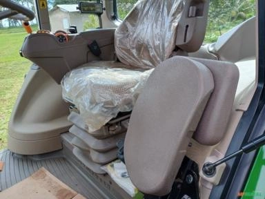 Imagem Tratro John Deere 6210 M Imagem Tratro John Deere 6210 M