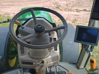 Imagem Tratro John Deere 6210 M Imagem Tratro John Deere 6210 M