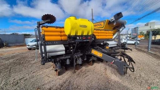 PLANTADEIRA2023 VALTRA HITECH 9 LINHAS 300 HORAS DE USO Imagem PLANTADEIRA2023 VALTRA HITECH 9 LINHAS 300 HORAS DE USO