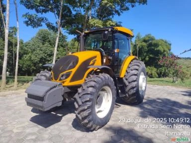 TRATOR VALTRA A134 2022/22 4X4 C/ GPS Imagem TRATOR VALTRA A134 2022/22 4X4 C/ GPS