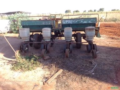 Plantadeira super tatu Imagem Plantadeira super tatu