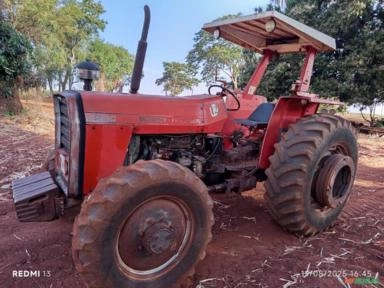Trator massey ferguson 290 4x4 com super redutor Imagem Trator massey ferguson 290 4x4 com super redutor