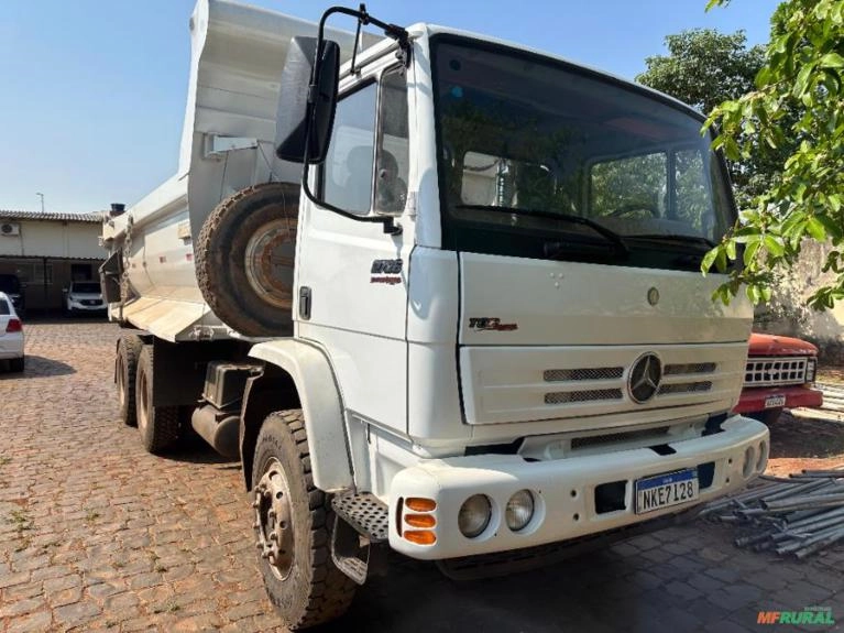 Caminhão Caçamba - Mercedes-Benz 2726 6x4 2p (diesel) Imagem Caminhão Caçamba - Mercedes-Benz 2726 6x4 2p (diesel)