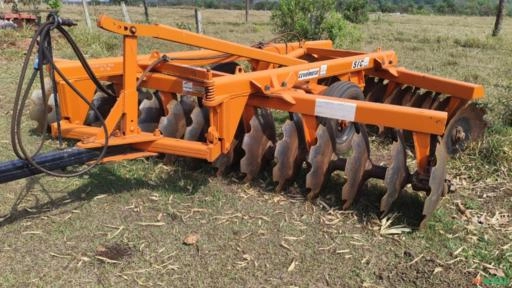 Grade Aradora intermediaria Civemasa 30X28 Imagem Grade Aradora intermediaria Civemasa 30X28