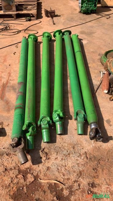 Cardan John Deere Usado – Peça Original em Ótimo Estado Imagem Cardan John Deere Usado – Peça Original em Ótimo Estado