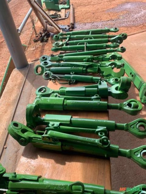 Terceiro Ponto John Deere Linha 6 e 7J – Usado, Original e Reforçado Imagem Terceiro Ponto John Deere Linha 6 e 7J – Usado, Original e Reforçado