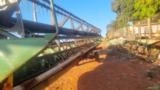 PLATAFORMA JOHN DEERE 630 – 30 PÉS – PLATAFORMA PARA COLHEITADEIRA Imagem PLATAFORMA JOHN DEERE 630 – 30 PÉS – PLATAFORMA PARA COLHEITADEIRA