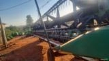 PLATAFORMA JOHN DEERE 630 – 30 PÉS – PLATAFORMA PARA COLHEITADEIRA Imagem PLATAFORMA JOHN DEERE 630 – 30 PÉS – PLATAFORMA PARA COLHEITADEIRA