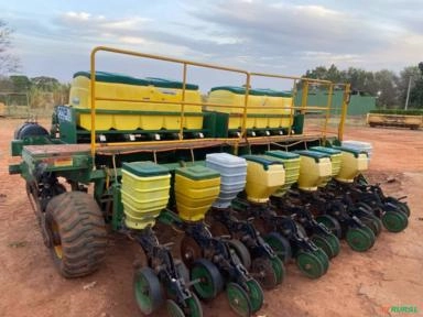 Plantadeira Tatu 9 Linhas (2011) com Micron Imagem Plantadeira Tatu 9 Linhas (2011) com Micron