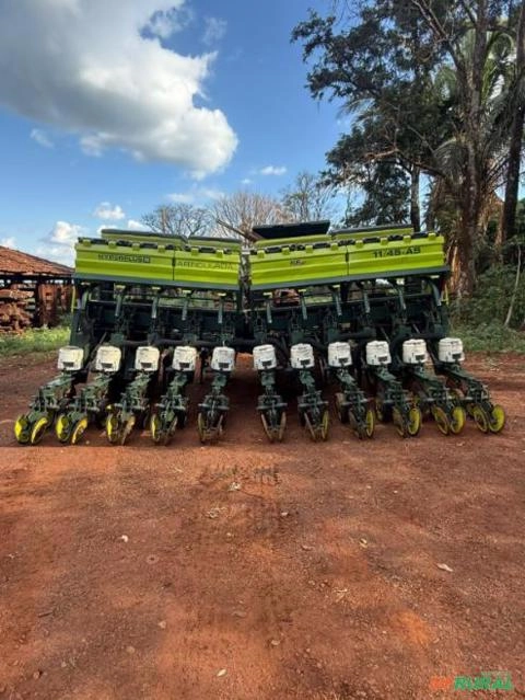 Plantadeira KF 11x45 Articulada Imagem Plantadeira KF 11x45 Articulada