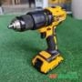 Parafusadeira de Impacto Dewalt 20v com 2 baterias e maleta DCD7781D2 Imagem Parafusadeira de Impacto Dewalt 20v com 2 baterias e maleta DCD7781D2