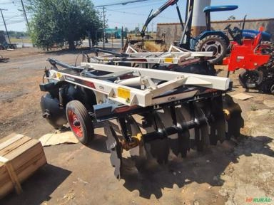 Grade Aradora Intermediária Imagem Grade Aradora Intermediária