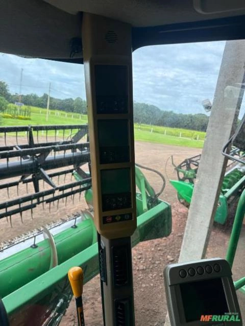 Imagem Colheitadeira John Deere 9470 Ano 2011 Imagem Colheitadeira John Deere 9470 Ano 2011