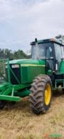 Trator John Deere 7810 – ano 2004 Imagem Trator John Deere 7810 – ano 2004