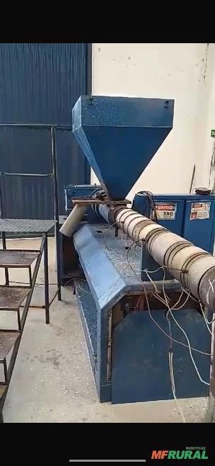 Extrusora de Plástico Imagem Extrusora de Plástico