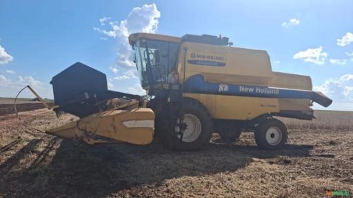 Imagem COLHEDEIRA NEW HOLLAND TC 5090 - 2010 Imagem COLHEDEIRA NEW HOLLAND TC 5090 - 2010