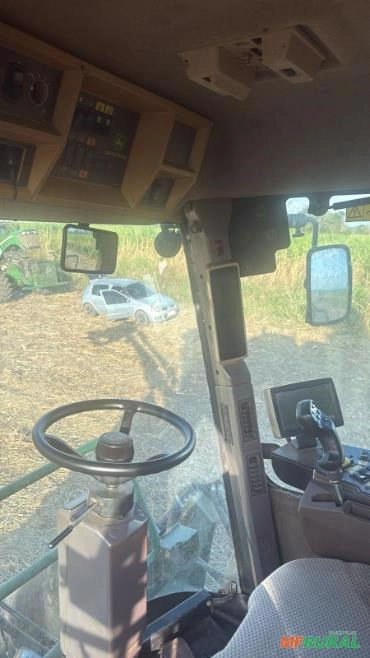 Imagem Colheitadeira John Deere 3520 – 1 Linha Ano 2015 • Excelente Estado Imagem Colheitadeira John Deere 3520 – 1 Linha Ano 2015 • Excelente Estado