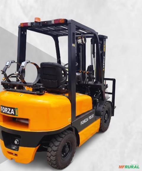 Empilhadeira a Gás Forza – 2.500kg a 3.500kg – Motor Nissan Imagem Empilhadeira a Gás Forza – 2.500kg a 3.500kg – Motor Nissan