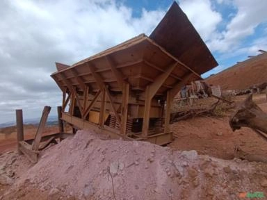 Alimentador Vibratório / Calha Vibratória – Industrial Imagem Alimentador Vibratório / Calha Vibratória – Industrial