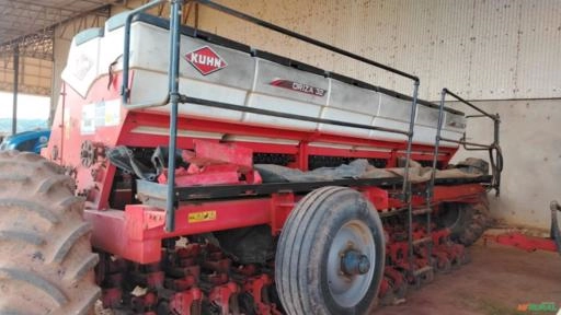 SEMEADEIRA Kuhn – 32 LINHAS – EXCELENTE ESTADO Imagem SEMEADEIRA Kuhn – 32 LINHAS – EXCELENTE ESTADO