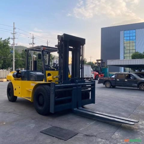 Empilhadeira 16T – 4,5 m - Turbo diesel LD16 Imagem Empilhadeira 16T – 4,5 m - Turbo diesel LD16