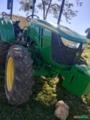 Trator John Deere 5090 – 800 horas – Excelente Estado Imagem Trator John Deere 5090 – 800 horas – Excelente Estado