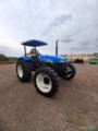 Trator New Holland TT 3840 ano 2008, 55 CV. Imagem Trator New Holland TT 3840 ano 2008, 55 CV.