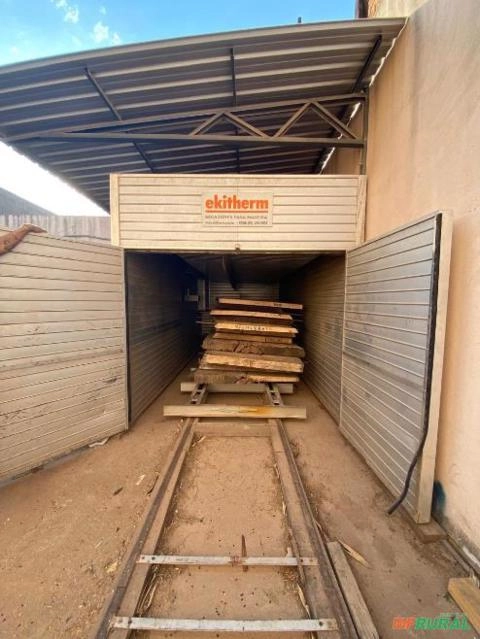 Estufa de Secagem Para Madeira Imagem Estufa de Secagem Para Madeira