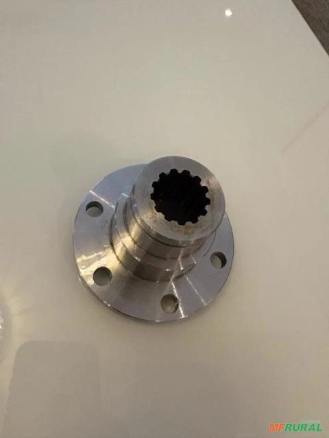 Eixo do PTO – Komatsu D60 / D65 – Código 6631-21-4640 Imagem Eixo do PTO – Komatsu D60 / D65 – Código 6631-21-4640