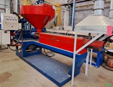 Extrusora MQE 90 MAQPLAST Imagem Extrusora MQE 90 MAQPLAST