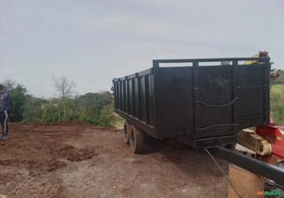 Carretão Agrícola Basculante Hidráulico em Aço – Ótimo Estado Imagem Carretão Agrícola Basculante Hidráulico em Aço – Ótimo Estado