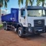Caminhão VW 24.280 2017 Roll-on Roll-off com Prancha Imagem Caminhão VW 24.280 2017 Roll-on Roll-off com Prancha
