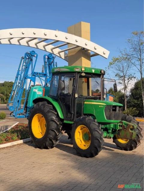 Trator John Deere 5075E 4x4 Ano 2012 Imagem Trator John Deere 5075E 4x4 Ano 2012