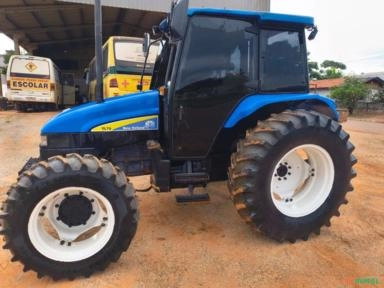 TRATOR NEW HOLLAND TL 70 ANO 2001 4X4 Imagem TRATOR NEW HOLLAND TL 70 ANO 2001 4X4