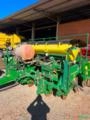 Plantadeira John Deere 1109 - Ano 2014 - 8 LInhas Imagem Plantadeira John Deere 1109 - Ano 2014 - 8 LInhas