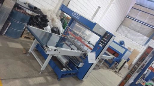 conjunto de seladora automática continua com túnel de encolhimento Imagem conjunto de seladora automática continua com túnel de encolhimento
