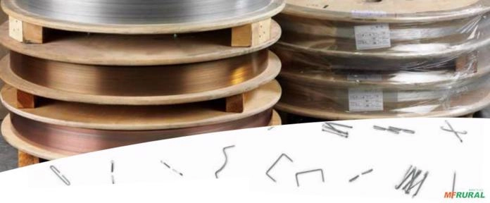 MÁQUINA LAMINADORA COLADEIRA DE ARAMES COLADOS PARA GRAMPOS Imagem MÁQUINA LAMINADORA COLADEIRA DE ARAMES COLADOS PARA GRAMPOS