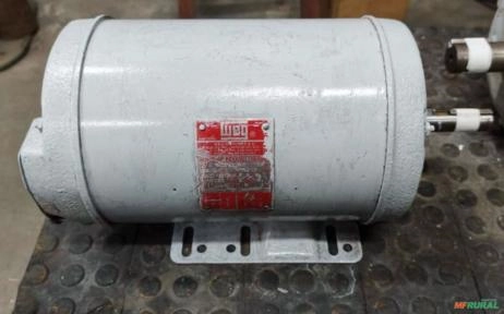 Motor elétrico trifásico WEG 2CV - 4 pólos - 1715rpm Imagem Motor elétrico trifásico WEG 2CV - 4 pólos - 1715rpm