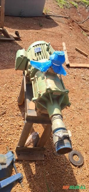 Bomba multi estágios para irrigação Imagem Bomba multi estágios para irrigação