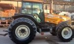 TRATOR AGRÍCOLA VALTRA BM145 4X4 ANO 2014, DE ÚNICO DONO, NF DE ORIGEM Imagem TRATOR AGRÍCOLA VALTRA BM145 4X4 ANO 2014, DE ÚNICO DONO, NF DE ORIGEM