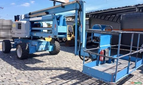 PLATAFORMA ELEVATÓRIA DIESEL GENIE MODELO Z60/34 4X4 ANO 2012 ALTURA DE TRABALHO: 20 METROS Imagem PLATAFORMA ELEVATÓRIA DIESEL GENIE MODELO Z60/34 4X4 ANO 2012 ALTURA DE TRABALHO: 20 METROS